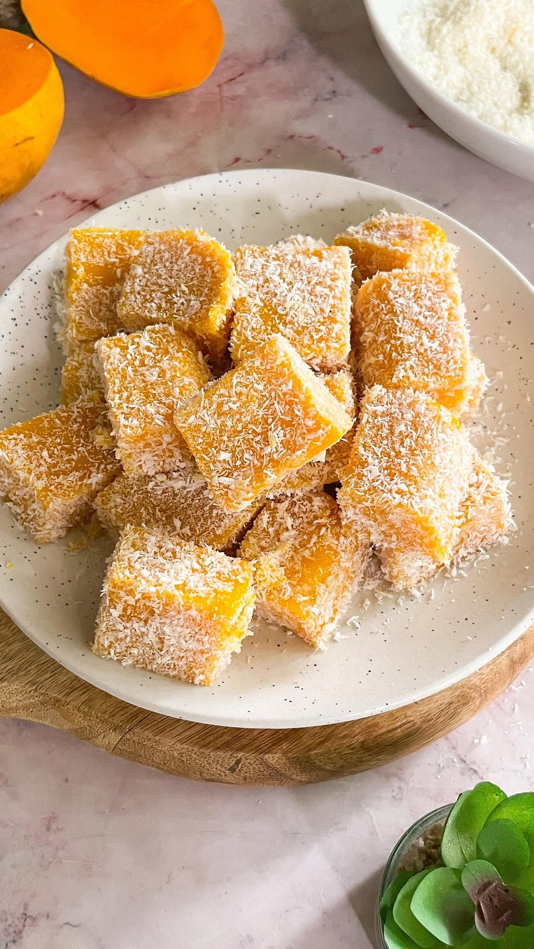 Mango Jelly Bites
