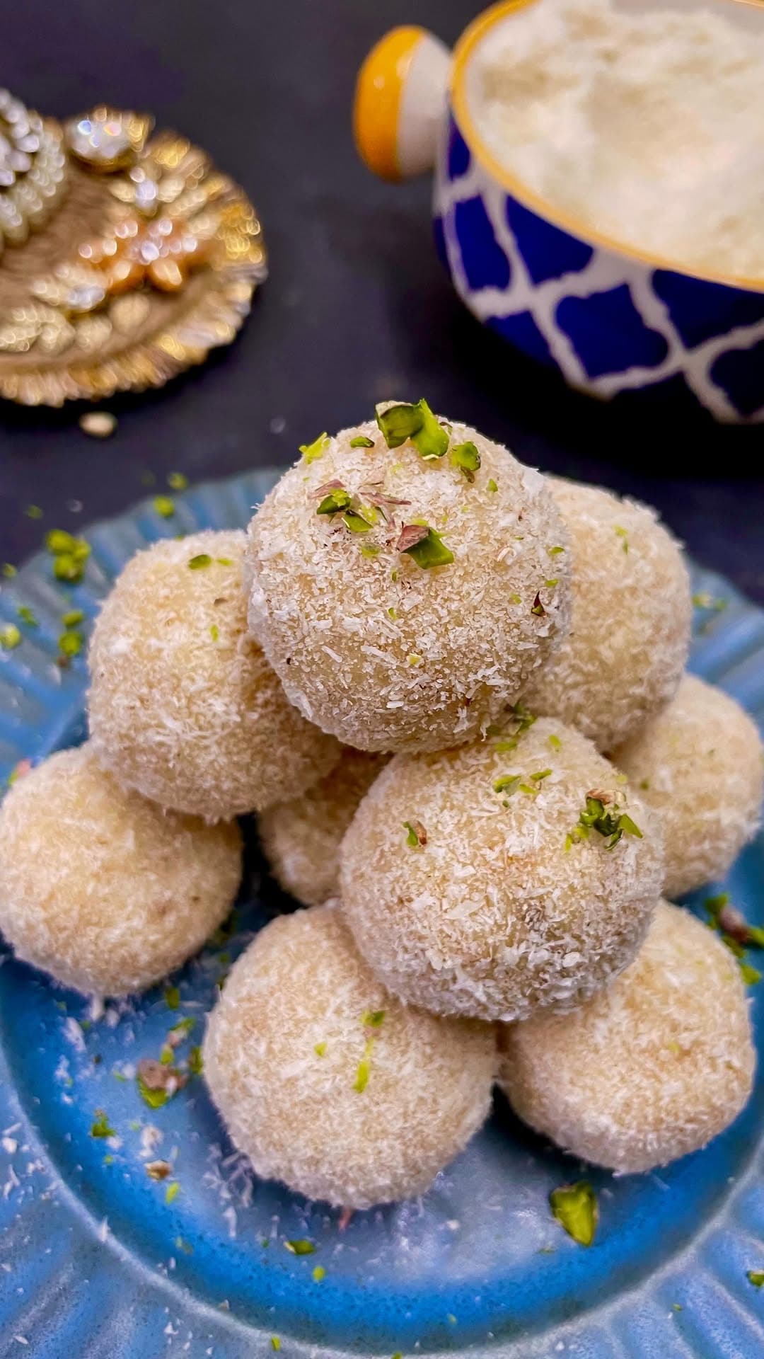Festive series :EP9: Instant Coconut Ladoo