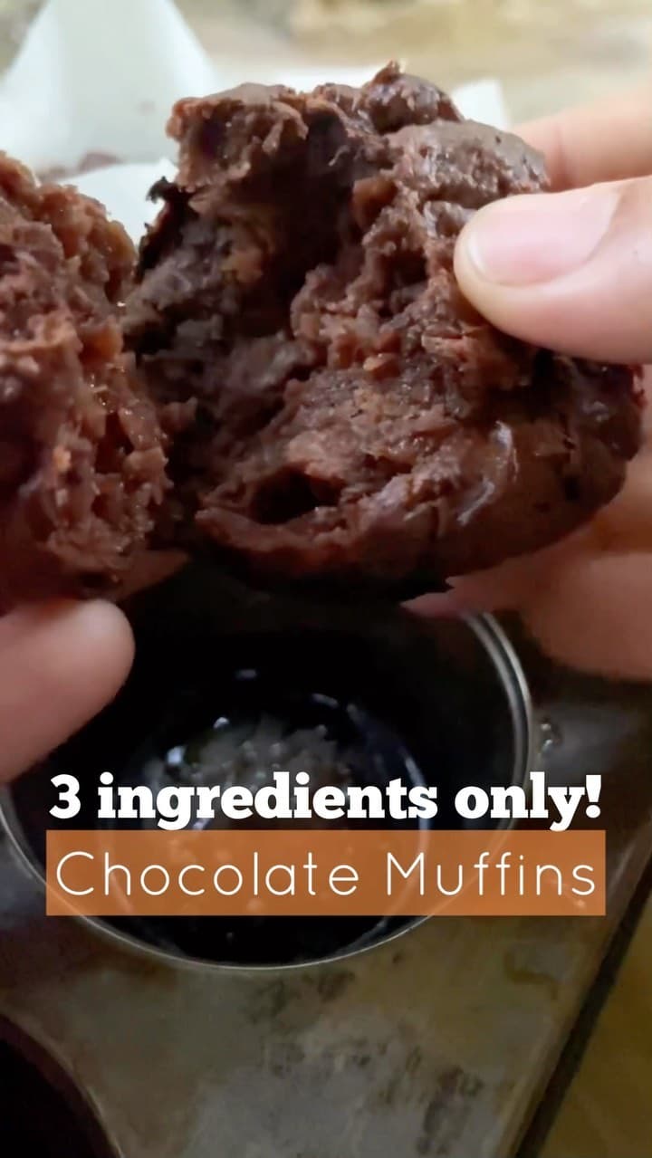 3-Ingredient Chocolate Muffin