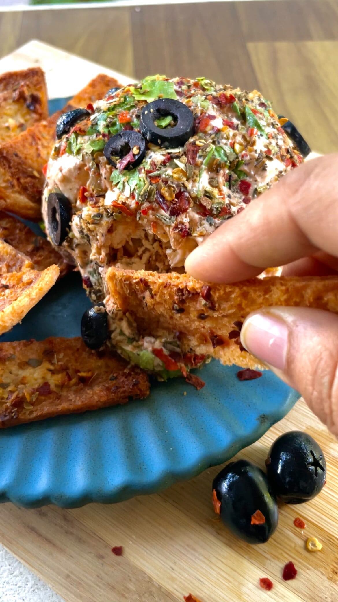 Festive series EP7: Pizza Cream cheese ball