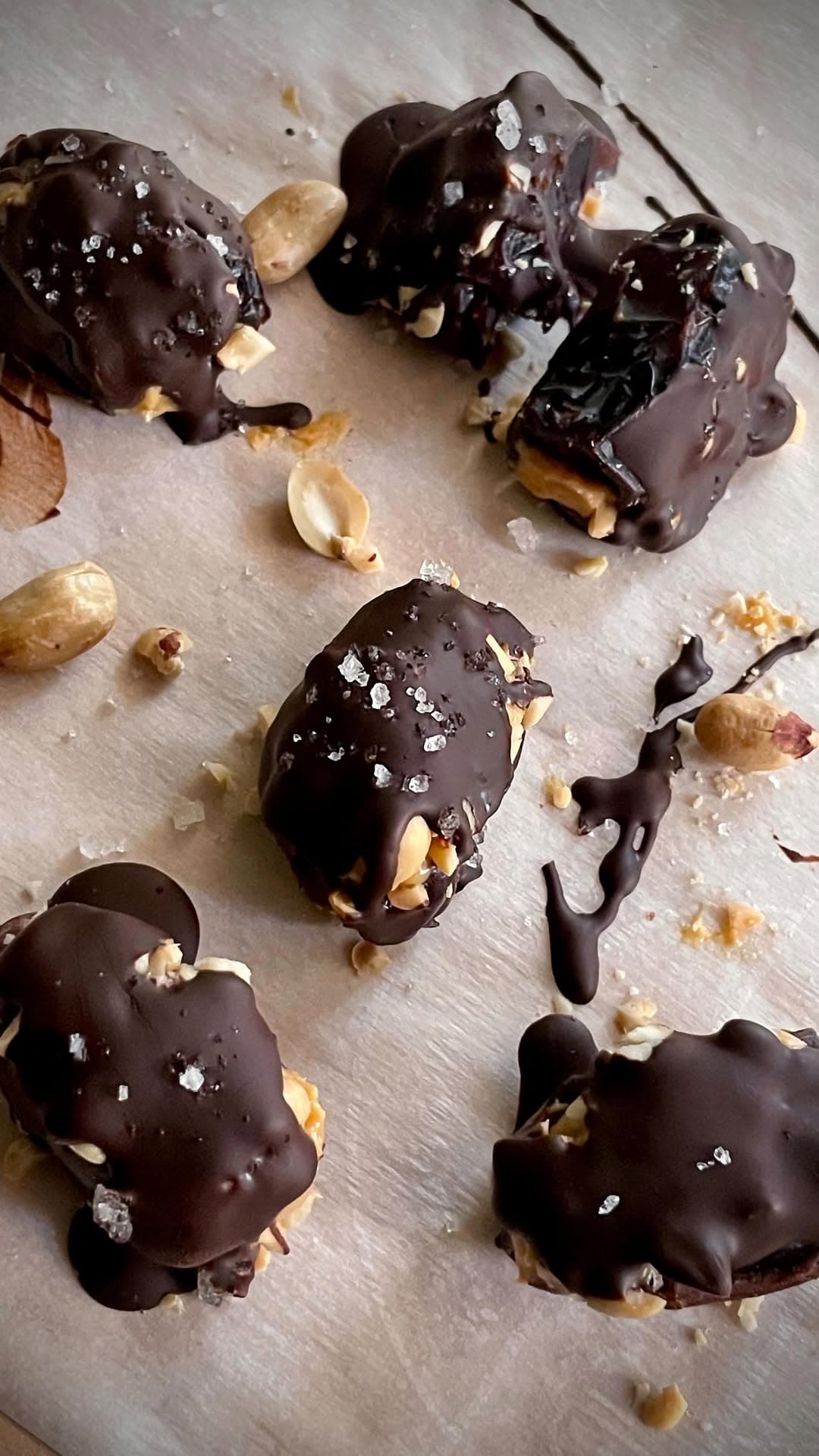 Healthy Snickers Bites