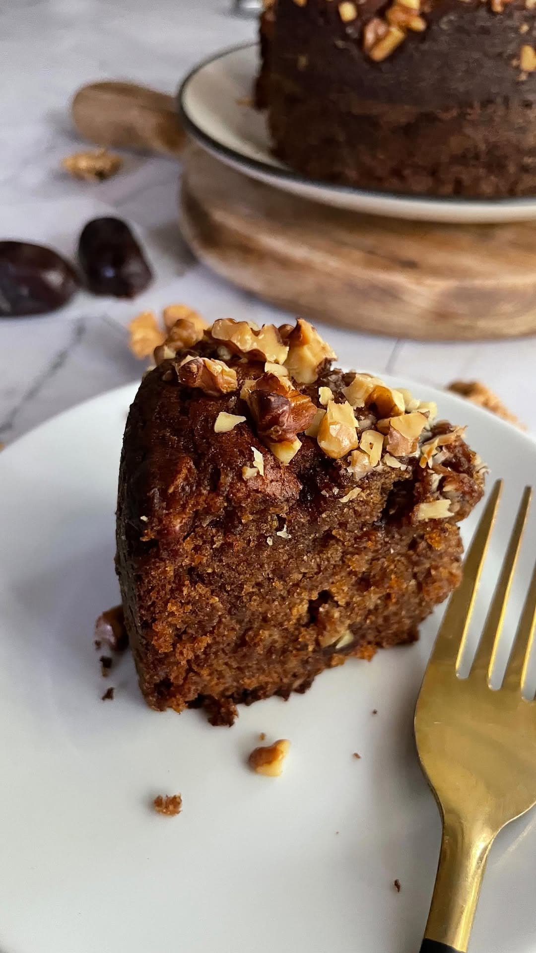 Eggless Date & Walnut cake
