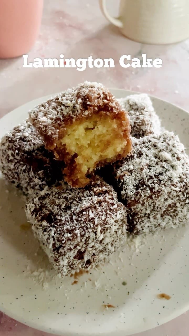 Lamington cake
